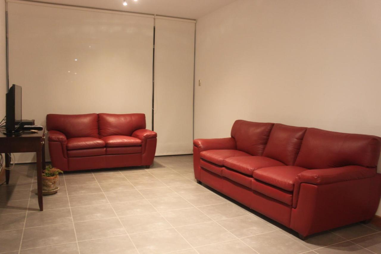 Caihuayna Apart Hotel 파라카스 외부 사진